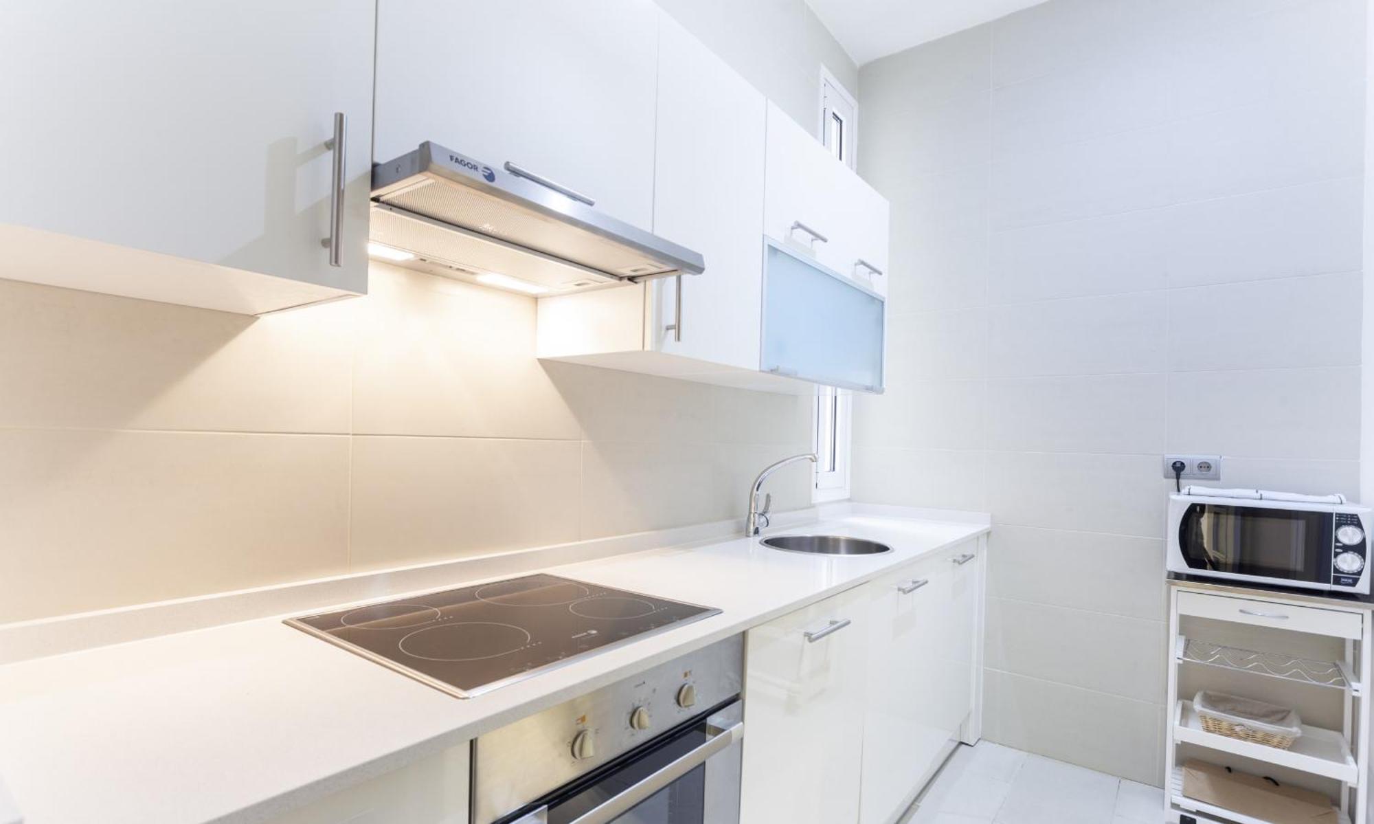 Apartament Echegaray En Madryt