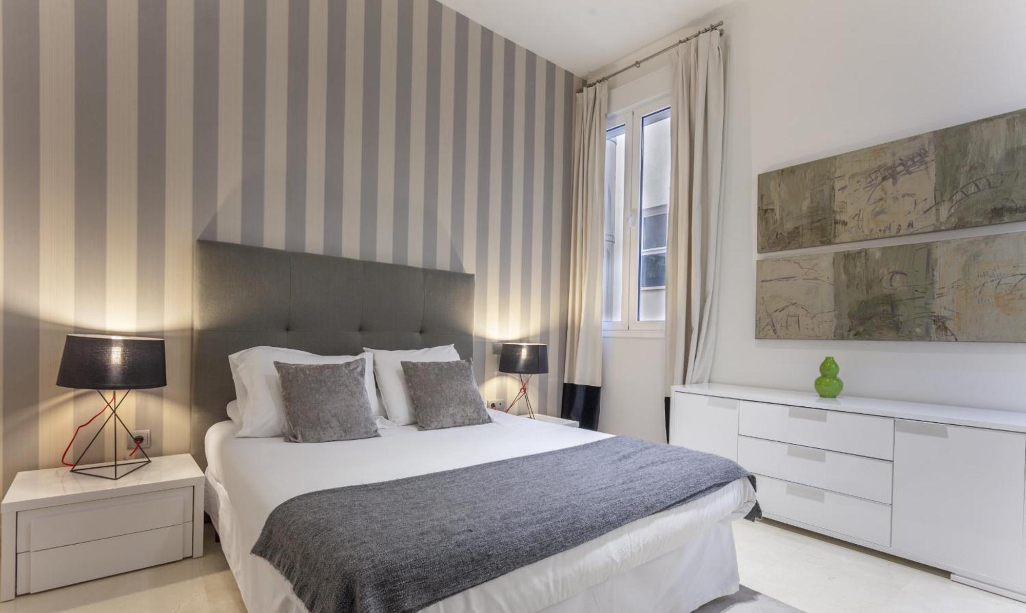 Mit House Echegaray I En * Madrid
