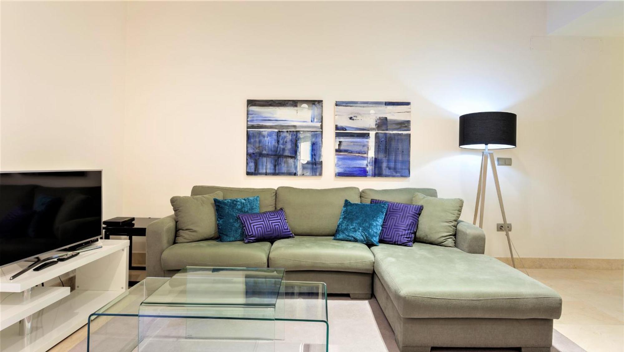 Mit House Echegaray I En